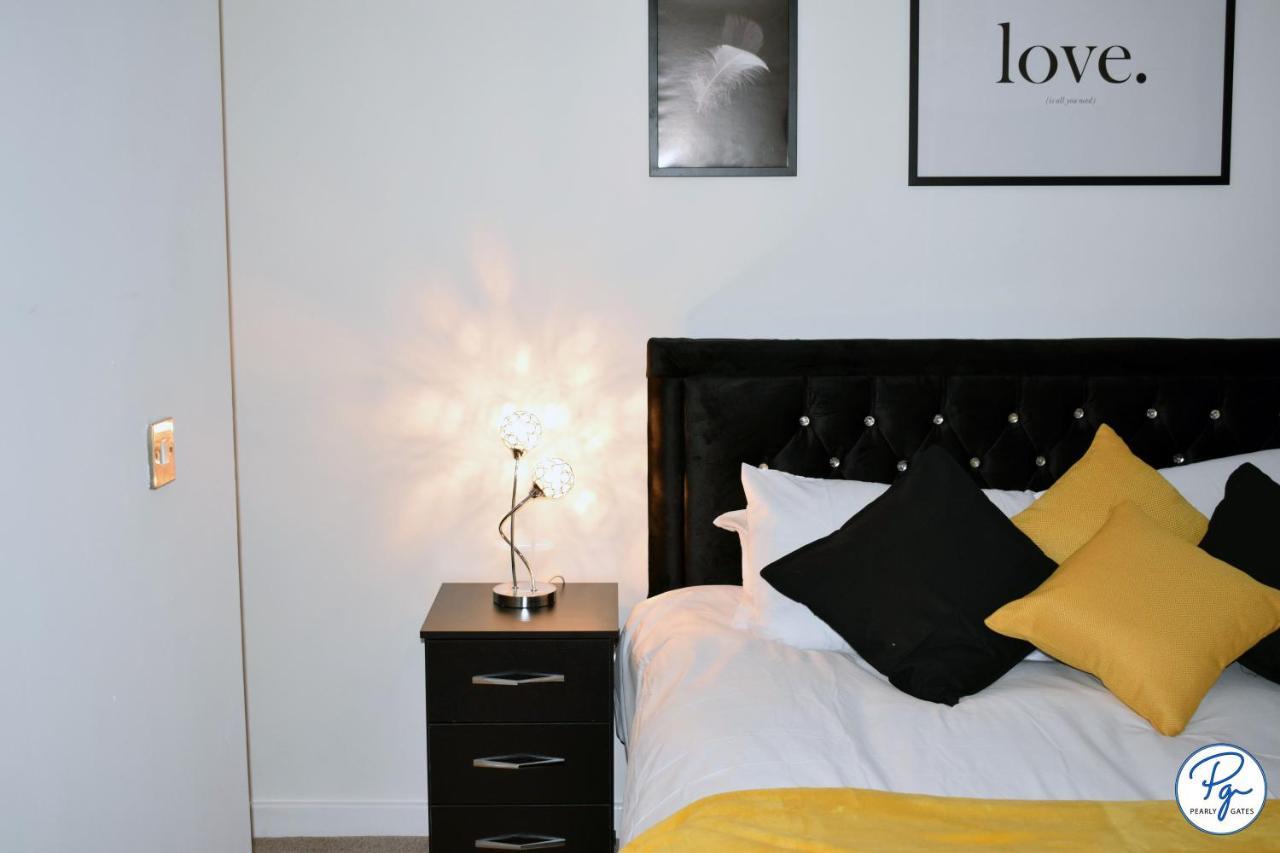 Penthouse - Amazing City Skyline Views - Balcony - Free Extra 2 Hours - Free Parking - Utilita Arena - Bullring Shopping - New St Station- Super King Size Bed Бирмингем Экстерьер фото