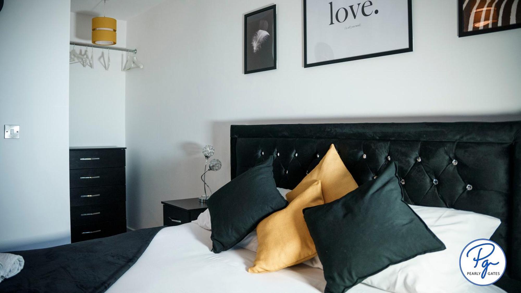 Penthouse - Amazing City Skyline Views - Balcony - Free Extra 2 Hours - Free Parking - Utilita Arena - Bullring Shopping - New St Station- Super King Size Bed Бирмингем Экстерьер фото