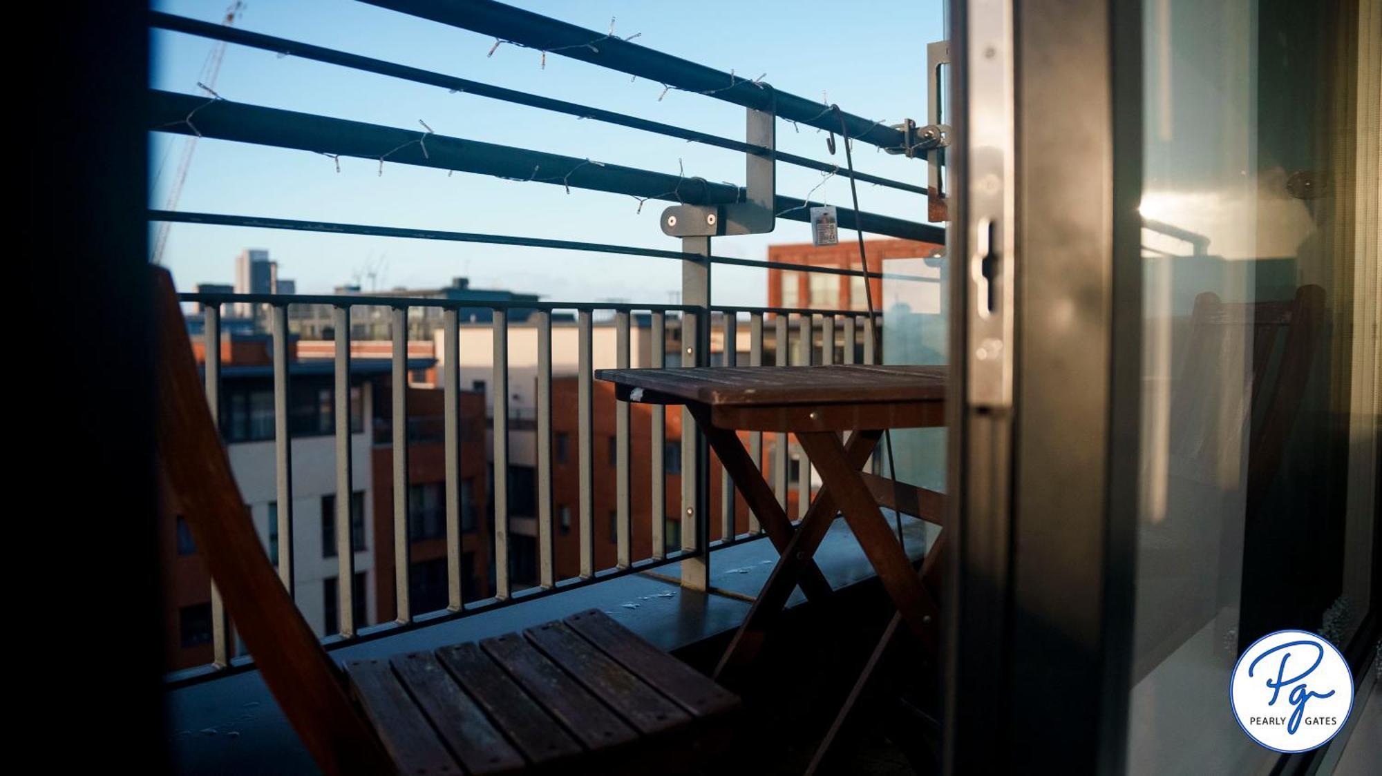 Penthouse - Amazing City Skyline Views - Balcony - Free Extra 2 Hours - Free Parking - Utilita Arena - Bullring Shopping - New St Station- Super King Size Bed Бирмингем Экстерьер фото